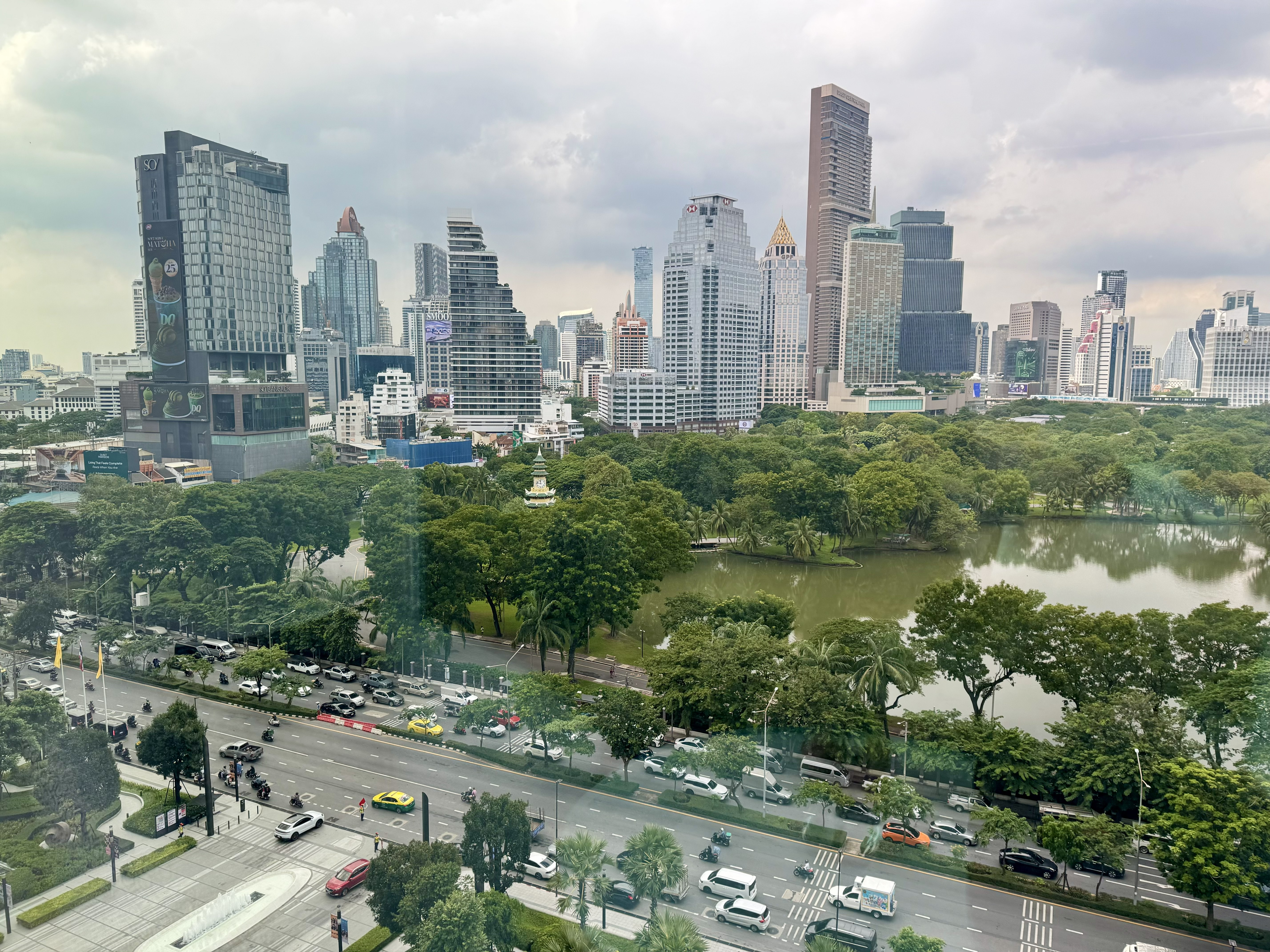 IMF meetings in Bangkok. Bangkok skyline overlooking Lumphini Park. Image credit: Sorin Pirău.