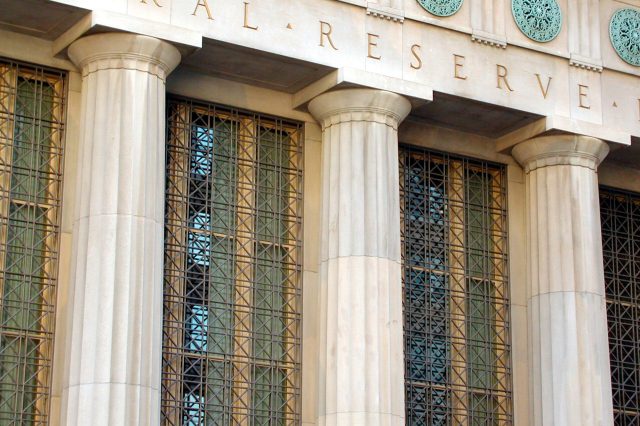 Fed seeks flexibility in complex late-cycle environment