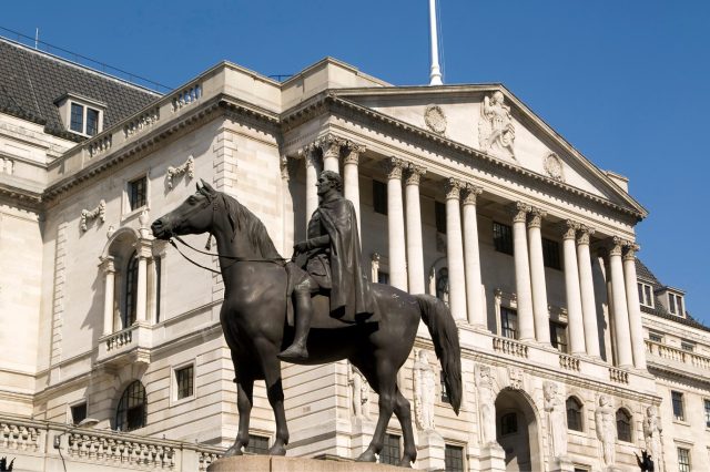 Inversion der Renditekurve: Warnung oder Chance für britische Unternehmensanleihen?