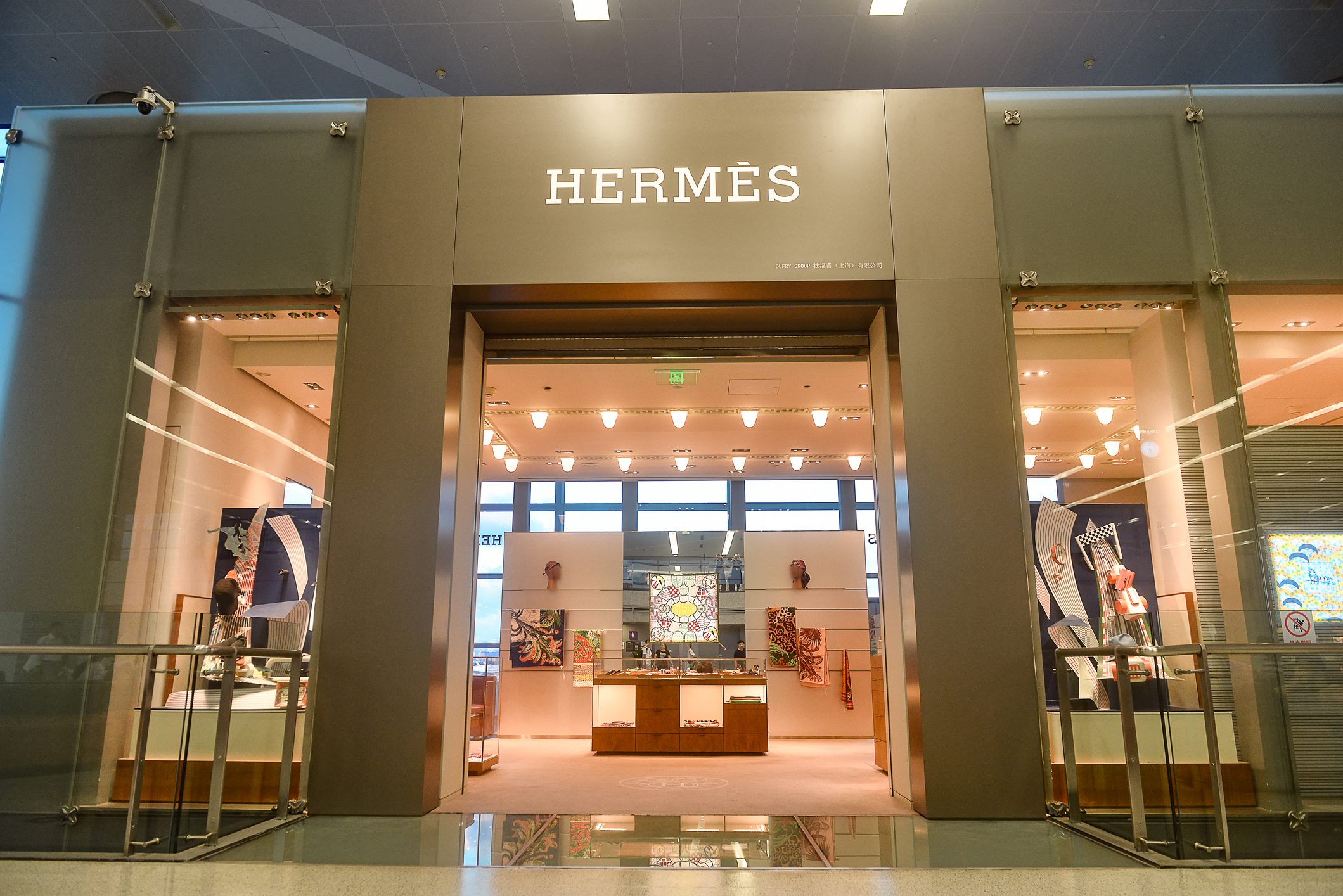 Handmade Hermes is from H factory. If you are interested, please